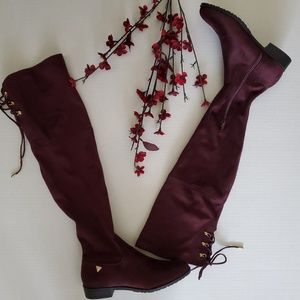 GUESS Knee high tie suede purple boots size 7 NWT
